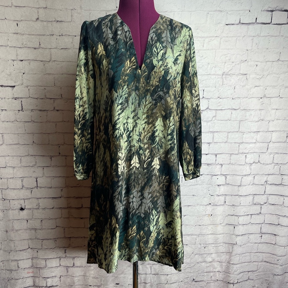 Blossom and honey size small green leaf print silk dress
